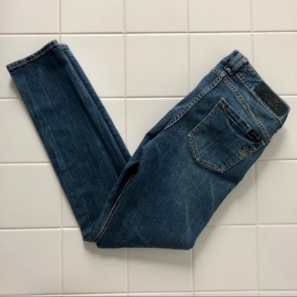 Seven7 Medium Wash Skinny Jean - Picture 1 of 6
